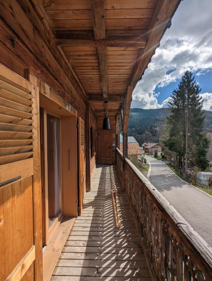 Bas De Chalet Au Coeur Des Aravis, Entre Lac Et Montagne Сен-Жан-де-Сикст Экстерьер фото