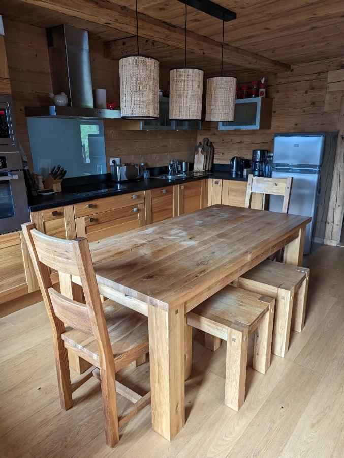 Bas De Chalet Au Coeur Des Aravis, Entre Lac Et Montagne Сен-Жан-де-Сикст Экстерьер фото